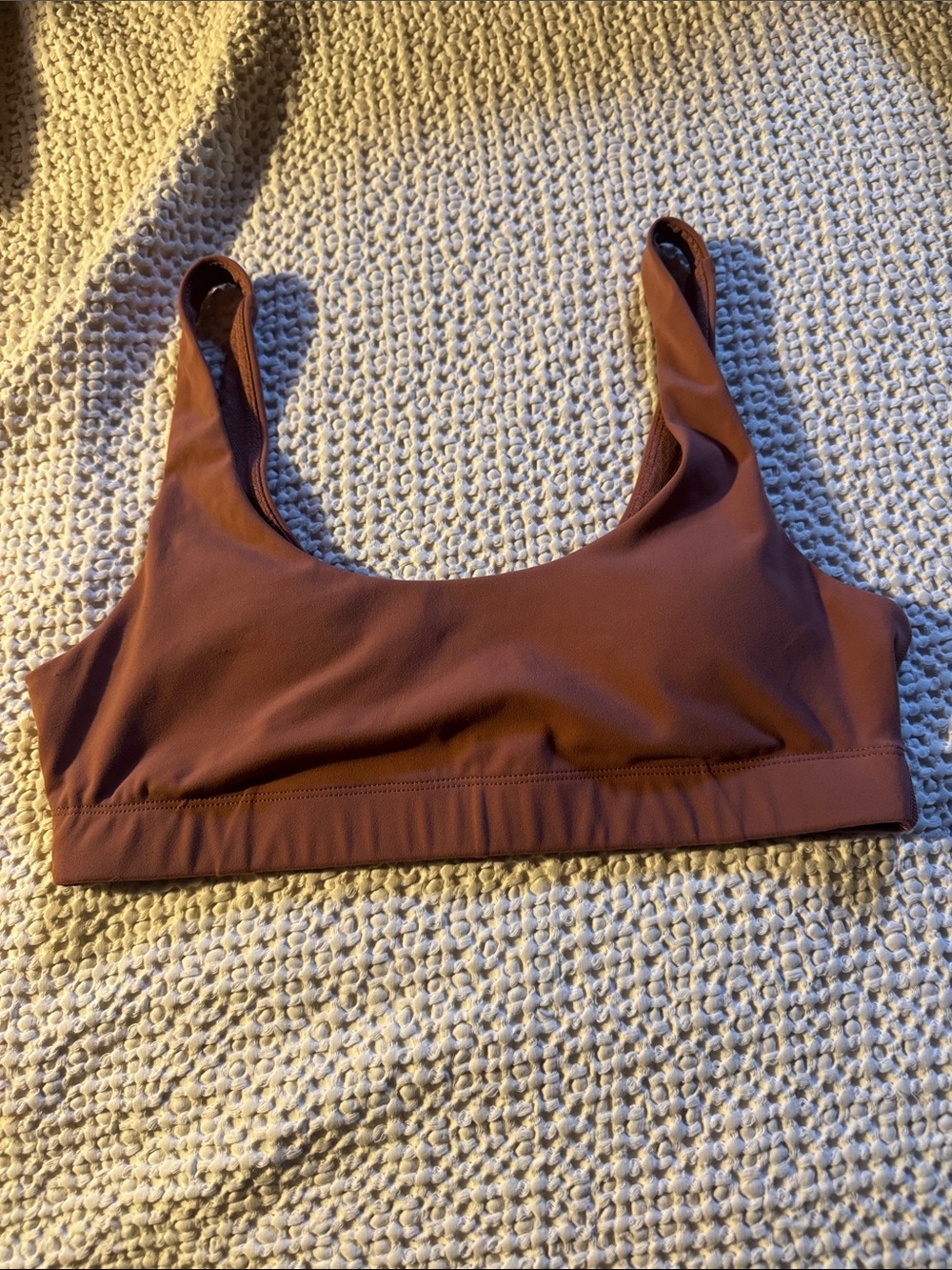 Vuori sports bra
